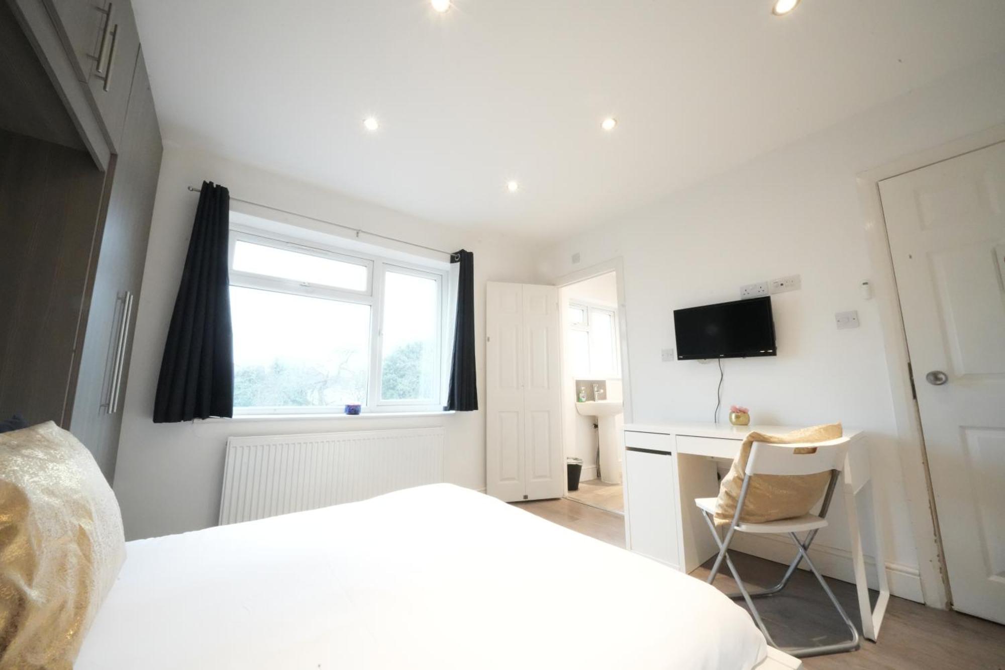 Grand Airport Ensuites Harmondsworth Exterior foto